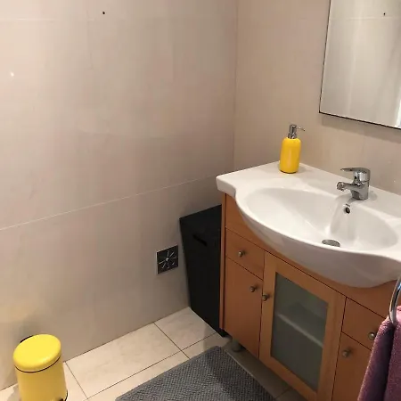 Pinetops Holidays Lägenhet *