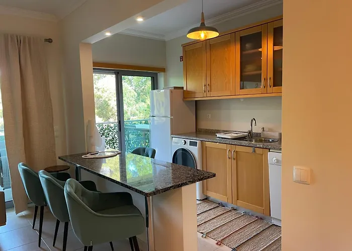 Pinetops Holidays 아파트